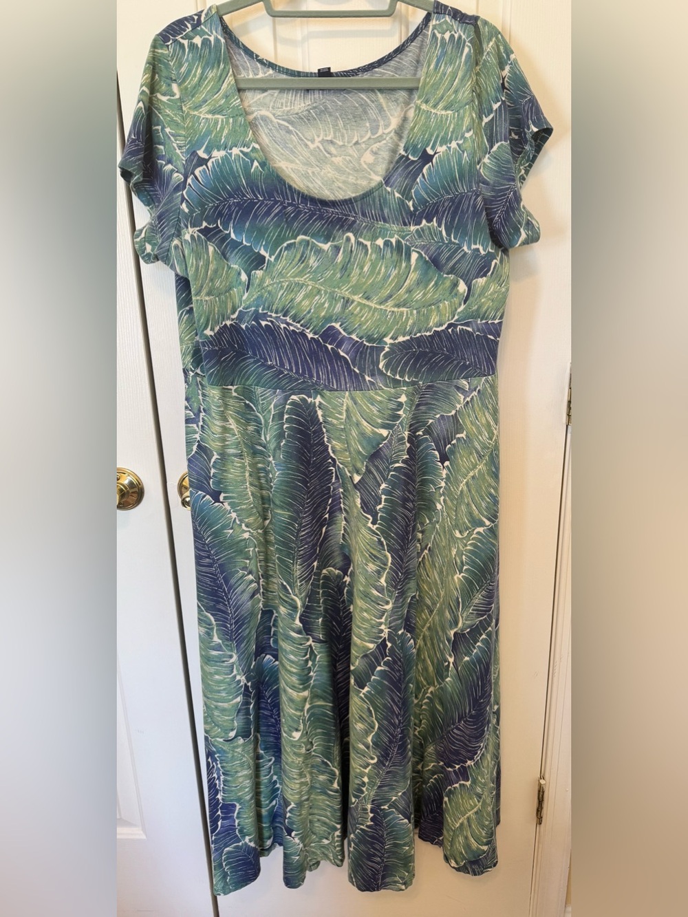 Chaps Green and Blue Leaf-Print Midi Dress